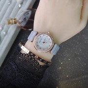 耐用时尚灰色皮带表盘，镶钻女士手表圆形石英，真皮金属国产腕表