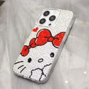 适用iPhone15pro max苹果14plus手机壳HelloKitty凯特kt猫带水钻