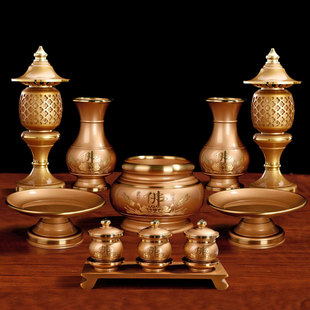 台湾铜供具套装家用供佛灯供观音供水杯供果盘花瓶摆件佛堂摆件