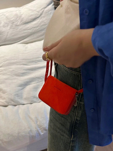 韩国网(韩国网)红onuk同款小方，挂包mini多色时髦搭配小卡，包腰包(包腰包)斜挎包