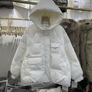 连帽白色羽绒服女2021冬季设计感小众短款面包服棉袄外套