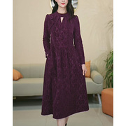 紫色蕾丝连衣裙加厚2024春季中长款气质洋气，时尚高贵提花裙子