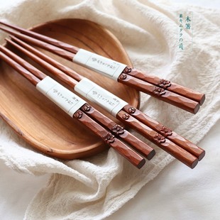出口日本纯手工雕刻花卉，木筷创意特色，便携筷子环保手作木质餐具