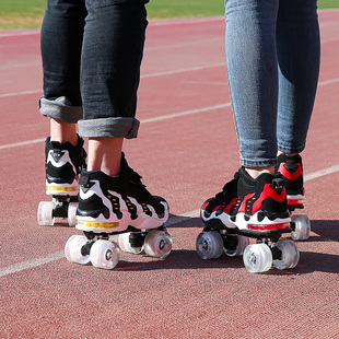 黑色马丁靴双排溜冰鞋儿童四轮滑鞋成人情男女玩运动轮滑冰鞋