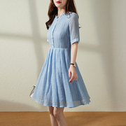 浅蓝色连衣裙女2024夏季法式高级感领收腰口木，耳边显瘦茶歇裙
