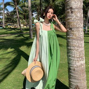 绿色吊带连衣裙波西米亚，海边度假沙滩裙女小众复古裙子夏长裙