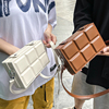 韩国巧克力块小方包包2023质感小众设计斜挎包女夏季单肩小包