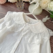 宝宝蕾丝娃娃领衬衫，纯棉洋气女童，衬衣白色2024年春装儿童上衣