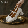 达芙妮高跟鞋女2024春季白色玛丽珍鞋法式单鞋粗跟小皮鞋婚鞋