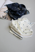 日本单春夏优雅百搭小花，真丝斜纹三角巾，领巾围巾两色入