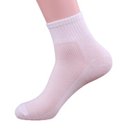 袜子男夏季薄款中筒袜，男士袜子透气网眼纯白色长筒袜学生运动