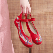 老北京布鞋绣花鞋女款汉服鞋，牛筋底内增高单鞋，坡跟红色广场舞女鞋