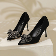 法式黑色高跟鞋细跟蝴蝶结水钻绒面通勤职业单鞋女气质礼服宴会鞋