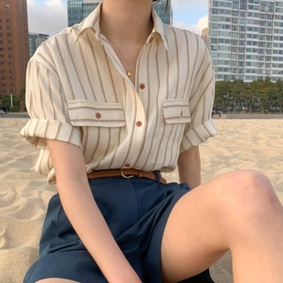 韩国chic夏季法式复古减龄单排扣翻领竖条纹短袖衬衫宽松休闲上衣