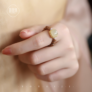 老山檀香小木珠戒指古风，女小众设计感可伸缩指环和田玉石手饰中式