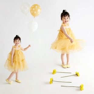 2024女孩2岁3儿童摄影服装，鹅黄色小清新外景纱裙公主唯美拍照