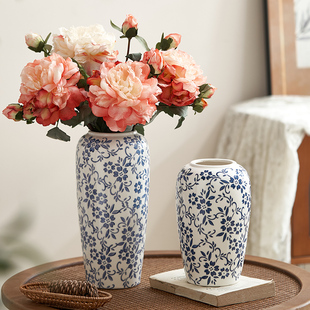 新中式高级感青花瓷复古花瓶，陶瓷创意插花花，器客厅玄关装饰品摆件