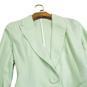 24夏季薄款外搭女莫兰迪，色调洋气修身西服显瘦淡绿色，西装外套792
