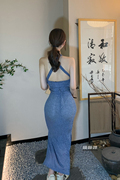 杨柳婵#高级感显瘦露背连衣裙2023挂脖吊带长款气质蓝色裙子女夏