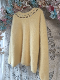 2023  黄色珍珠圆领套头毛衣原单单品安哥拉长袖兔毛