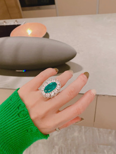 彩宝高级感小众感设计绿宝石戒指女开口大气奢华指环饰品直播