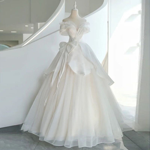 法式缎面一字肩婚纱公主风，2024新娘结婚出门纱轻奢质感012