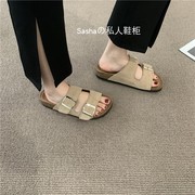夏季韩版休闲一字扣带拖鞋，女外穿复古文艺软木，厚底露趾沙滩凉拖鞋