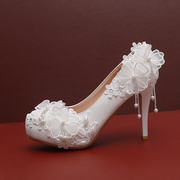 白色圆头雪纺蕾丝花朵优雅高跟鞋浅口新娘婚纱，鞋水钻流苏女士单鞋