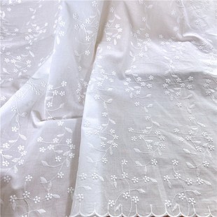 白色双边绣花镂空蕾丝布料面料，纯棉水溶刺绣全棉连衣裙子布料