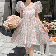2024夏季童话风连衣裙在逃公主粉色泡泡袖，蓬蓬裙欧根纱板栗裙