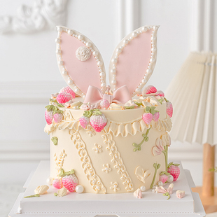 粉色少女心女生生日蛋糕装饰兔，耳朵翻糖干佩斯蛋糕立体草莓硅胶模
