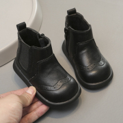 洋气1-2岁宝宝靴子女小童短靴，冬加绒软底学步鞋英伦，风婴儿马丁靴3