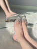 银色平底水钻凉鞋女2023气质，仙女水晶一字带，尖头透明低跟单鞋