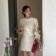 韩国圆领长袖卫衣高腰开叉，半身裙裤裙休闲俩件时尚套装潮洋气