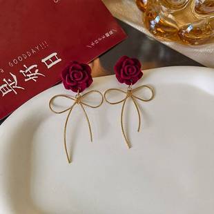植绒复古法式酒红气质凡尔赛玫瑰花朵耳环喜庆新年节日蝴蝶结耳钉