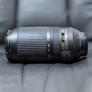 尼康 70-300 mm VR F4.5-5.6G 远摄打鸟 全画幅单反长焦防抖镜头