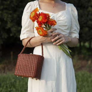 法式手工编织包女真皮夏季小众设计高级感迷你手提小包单肩水桶包