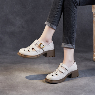 高端时尚24夏季女士真皮，凉鞋白色复古粗跟镂空头层牛皮鞋平底单鞋