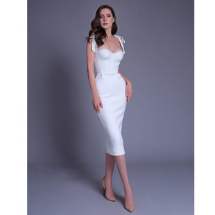 2021年新白色(新白色，)吊带花边聚拢弹力，修身绷带裙中长款优雅聚会婚礼晚装