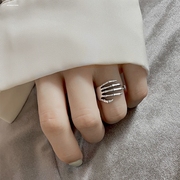 日韩925银骷髅手掌戒指女暗黑潮街头ins风五爪复古个性时尚指环
