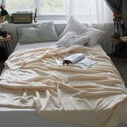 秋冬季毛毯加厚珊瑚绒金貂绒纯色，空调毯子床单，铺毯午睡单人双人黑