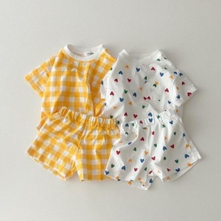 ins韩国23夏装婴幼儿，清爽短袖套装宝宝，爱心格子休闲t恤短裤两件套