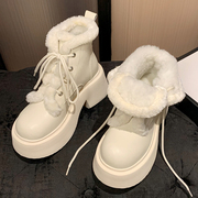 冬季厚底马丁靴保暖大棉女鞋，加绒短筒靴子系带，真皮雪地靴松糕短靴