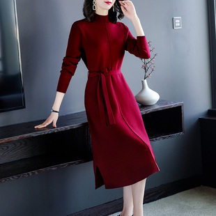 红色连衣裙冬天女长款气质宽松高端洋气2024喜庆针织毛衣裙子
