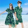三亚度假沙滩情侣装夏季泰国蜜月，婚纱拍照团队，旅游海南岛服花衬衫