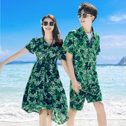 三亚度假沙滩情侣装夏季泰国蜜月婚纱拍照团队，旅游海南岛服花衬衫