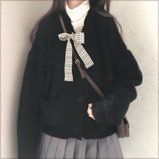 秋冬2022年黑色毛衣外套少女初中高中学生日系宽松外穿针织衫