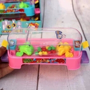 贪吃蛙出糖机儿童创意，糖果玩具儿童对打糖果机