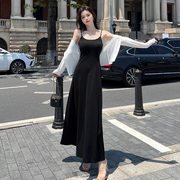 黑色莫代棉吊带连衣裙，女2024春夏法式高级感收腰小黑裙赫本长裙子
