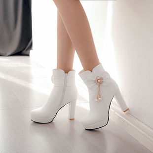 秋冬短靴女白色高跟粗跟马丁靴女鞋侧拉链单靴加绒保暖女靴子